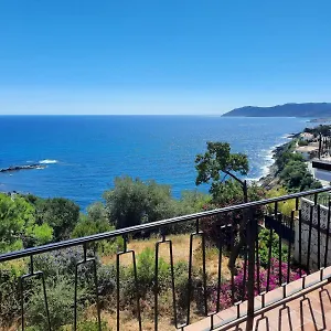 Deluxe Cau Del Llop Apartamento Llançà